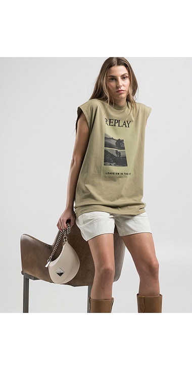 ボーイフィットベーシックジャージーPHOTOプリントTシャツ 詳細画像